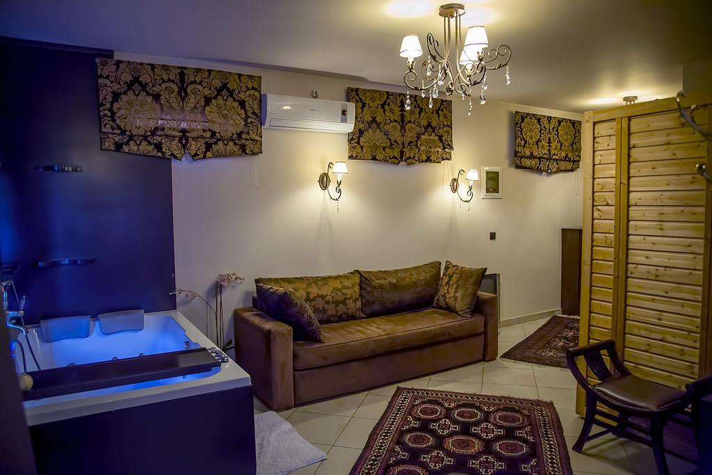Pandion Luxury Boutique Hotel & Suites With Spa 尼奥楚里翁 外观 照片